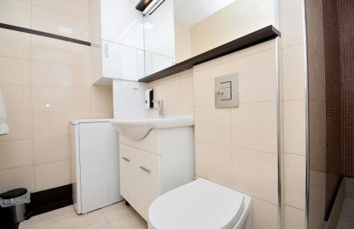 Apartments Lux with pool - Foto 36