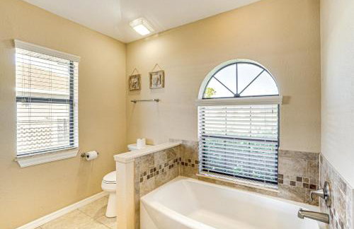 Near Golf and Beaches Luxe Home in Rotonda West! - Foto 16