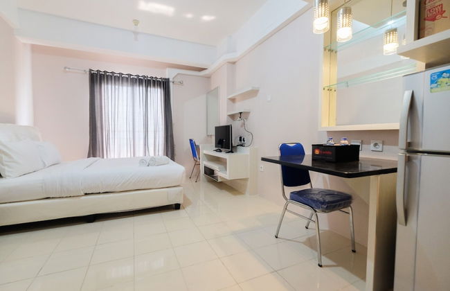 Minimalist Studio Room at Sunter Park View Apartment - Foto 5
