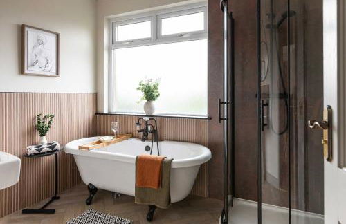 1BR-3BR Apartments in Bangor, Mins to Seafront & High St - Foto 15