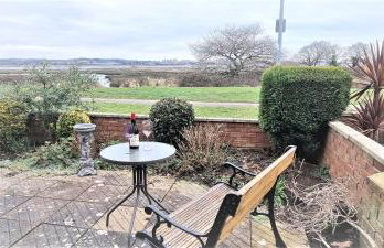 Waterfront - Holes Bay, Poole, Dorset - Photo 1