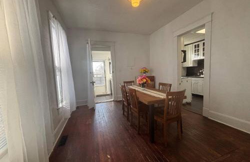 3BR suite w/ office close ISU - Foto 34