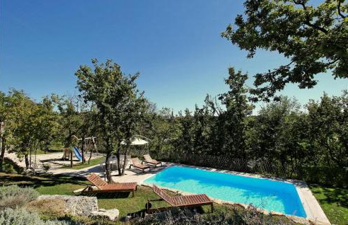 6 Bedroom Cozy Home In Pazin - Photo 9