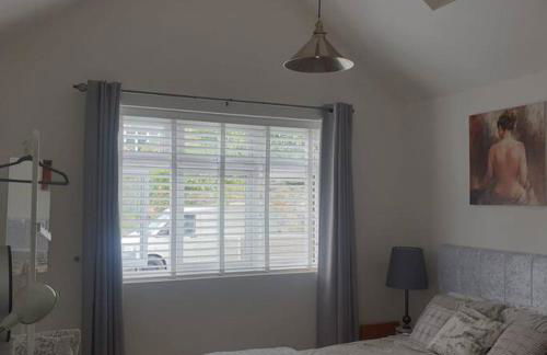 Lovely studio annex in Lilliput - Photo 16