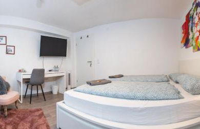 modern house with pool - 3 bedrooms 2 Bathrooms - Foto 42