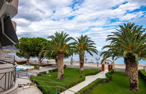 Nefeli Studios - Photo 1