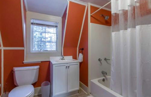 Quintessential VT Cottage in Manchester Village - Foto 9