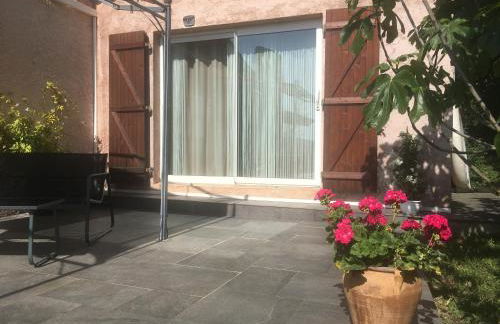 Studio chez Charles et Marie, indépendant de la maison, accès piscine, très calme, - Foto 5