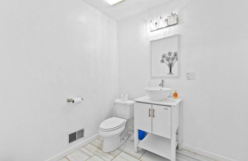 Lilburn Gateway with Game Loft, Fire Pit, Stone Mountain - Foto 50