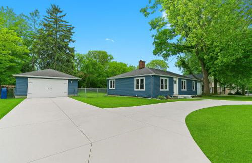 New! Private Lakefront Retreat 3BR 2BA Game Room - Foto 49