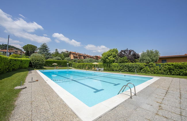 La Casa Accanto With Shared Pool - Photo 3