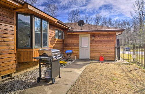 Waterfront Hollister Retreat with Dock and Game Room! - Foto 24