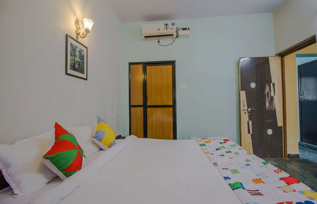 OYO 14181 Home Garden View Studio Morjim Beach - Foto 11