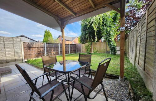 Newly Refurbished 3 Bedroom House with Lovely Garden - Foto 2