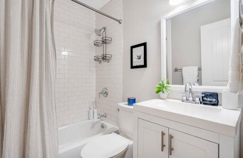 Charming getaway in Weaverville! Great location! - Foto 8