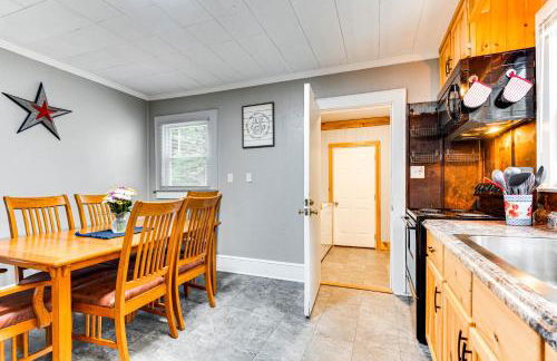 3 Mi to Dtwn! Forest City Haven with Furnished Patio - Foto 11