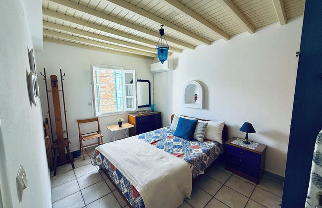 Stylish 2 Bd Escape Apt at Ornos Beach - Photo 1