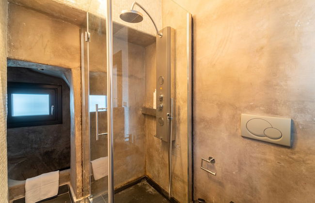 Petra Apartment in Civenna - Photo 22