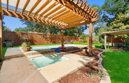 DFW 3BR Luxury Family Escape with Pool and Game Room - Foto 49