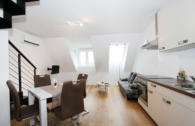 Christiano Apartments - Photo 52