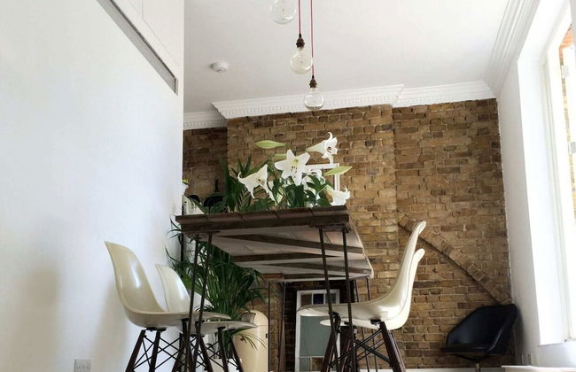 Beautiful Canalside 1-bedroom Flat With Terrace - Foto 29