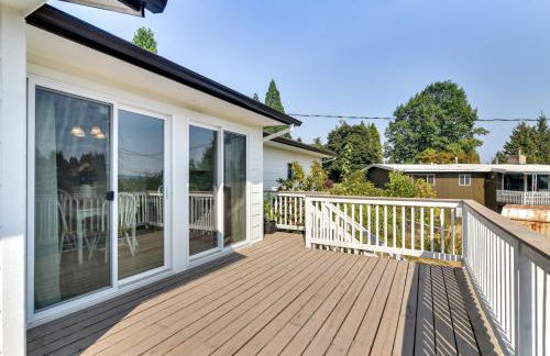 Serene Forest Grove Home with Deck and Stunning Views! - Foto 25
