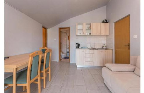 1 Bedroom Cozy Apartment In Kakma - Foto 12