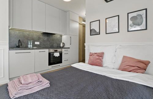 Stylowy apartament z balkonem i panoramą miasta - Foto 16