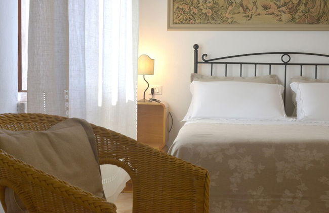 La Mimosa - Photo 14