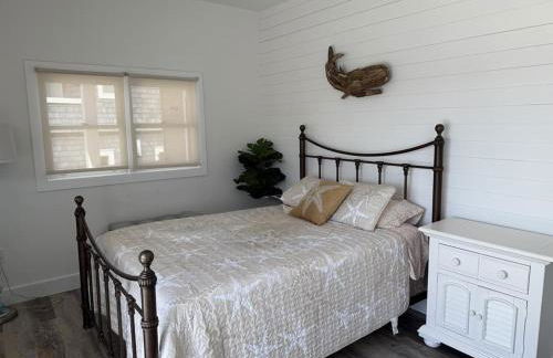 Hi Speed Wifi, Pets Considered, Bayfront, Bay Views, Beach Badges, Private Yard, Decking,, Outdoor Shower, - Foto 29