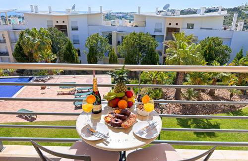 Modern Ocean, Garden & Pool view Condo by BeCherish - Foto 6