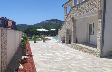 Villa SALT bazen,jacuzzy - Foto 10