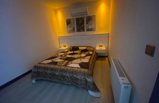 Eluxio Suite Hotel - Photo 29