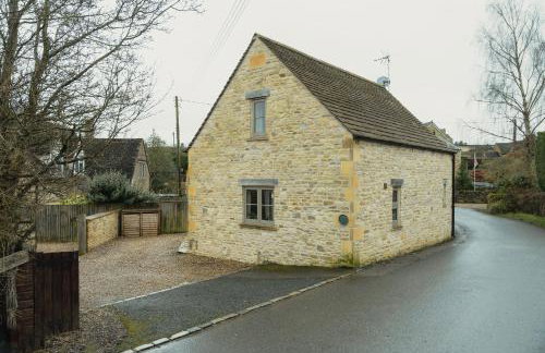 Rose End Cottage, a Luxury Getaway - Photo 32