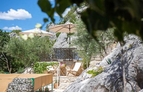 Beautiful Home In Kostanje With Wifi - Photo 18