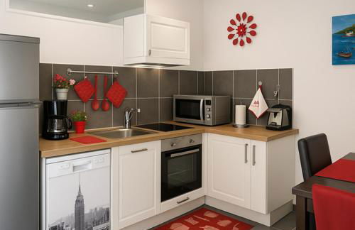 2 pièces dans villa avec piscine parking à 10 mins de Cannes - Foto 13