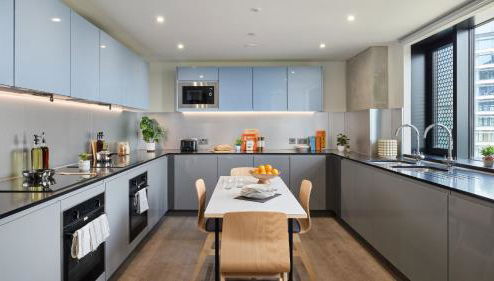 Student Only 3 Bed Private Flat with Shared Washroom Battersea - Foto 1