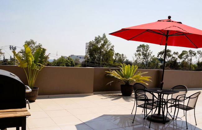 S01 Suite 2 min del TEC Wifi Terraza - Foto 19