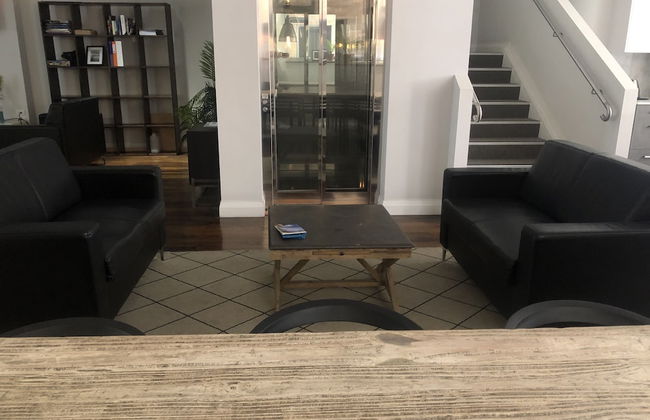 Studios on King - Photo 4