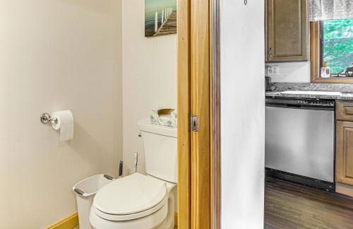 Peaceful Highland Lake Home with Kayaks, Dock Access - Foto 12