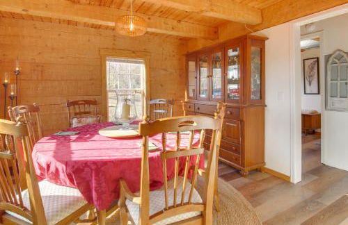 Hike and Unwind, Peaceful Wooded Retreat in Newport - Foto 11