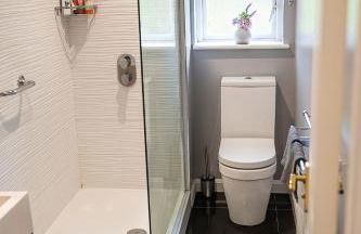 Charming Entire House By Newman Stays Short Lets & Serviced Accommodation Bingham With Free WiFi, Smart TV & Great Location - Foto 36