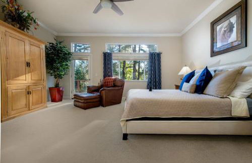 Cozy foothills home - Photo 32