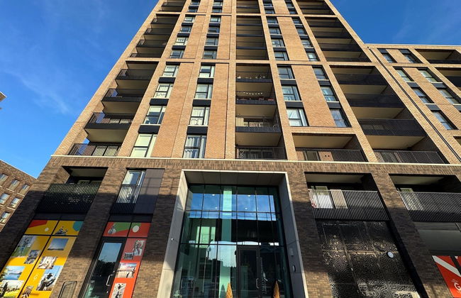 Newly Built 2 Bed Apartment By London City Airport - Foto 36