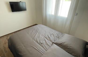 Maison 8 personnes avec piscine et jacuzzi - Foto 16