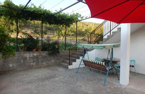 Apartments with a parking space Tugare, Omis - 14320 - Foto 7