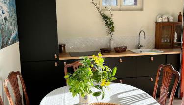 Jolie maison avec jardin proche du centre ville mais au calme comme à la campagne - Photo 5