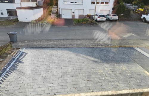 Siegen - Geisweid Work and stay Neu Modernisiert 3 Schlafzimmer Badezimmer Wohnzimmer Balkon - Foto 69