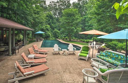 The White Elephant Inn Getaway with Pool and Hot Tub! - Foto 39
