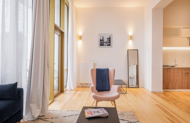 New Apartment Center of Trendy St Gille - Foto 16